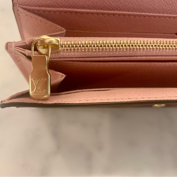 LOUIS VUITTON Sarah Wallet and WOC Monogram Coated Canvas Rose Ballerine Pink - Picture 9 of 13